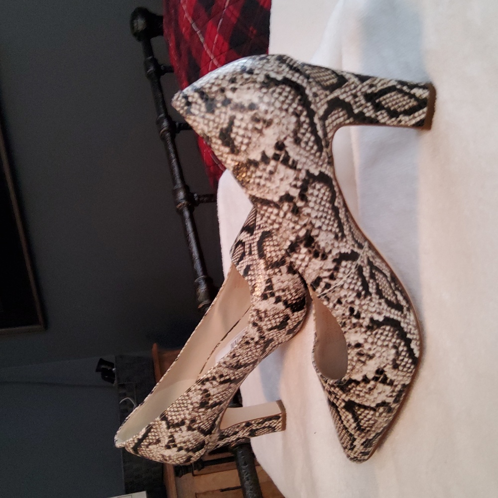 Cole Haan animal print pumps